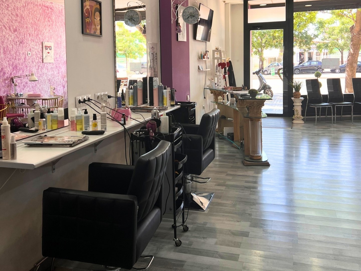 7 the-beauty-salon-valencia-peluqueria-estetica-color-uñas-pestanas-depilacion-facial-bienestar